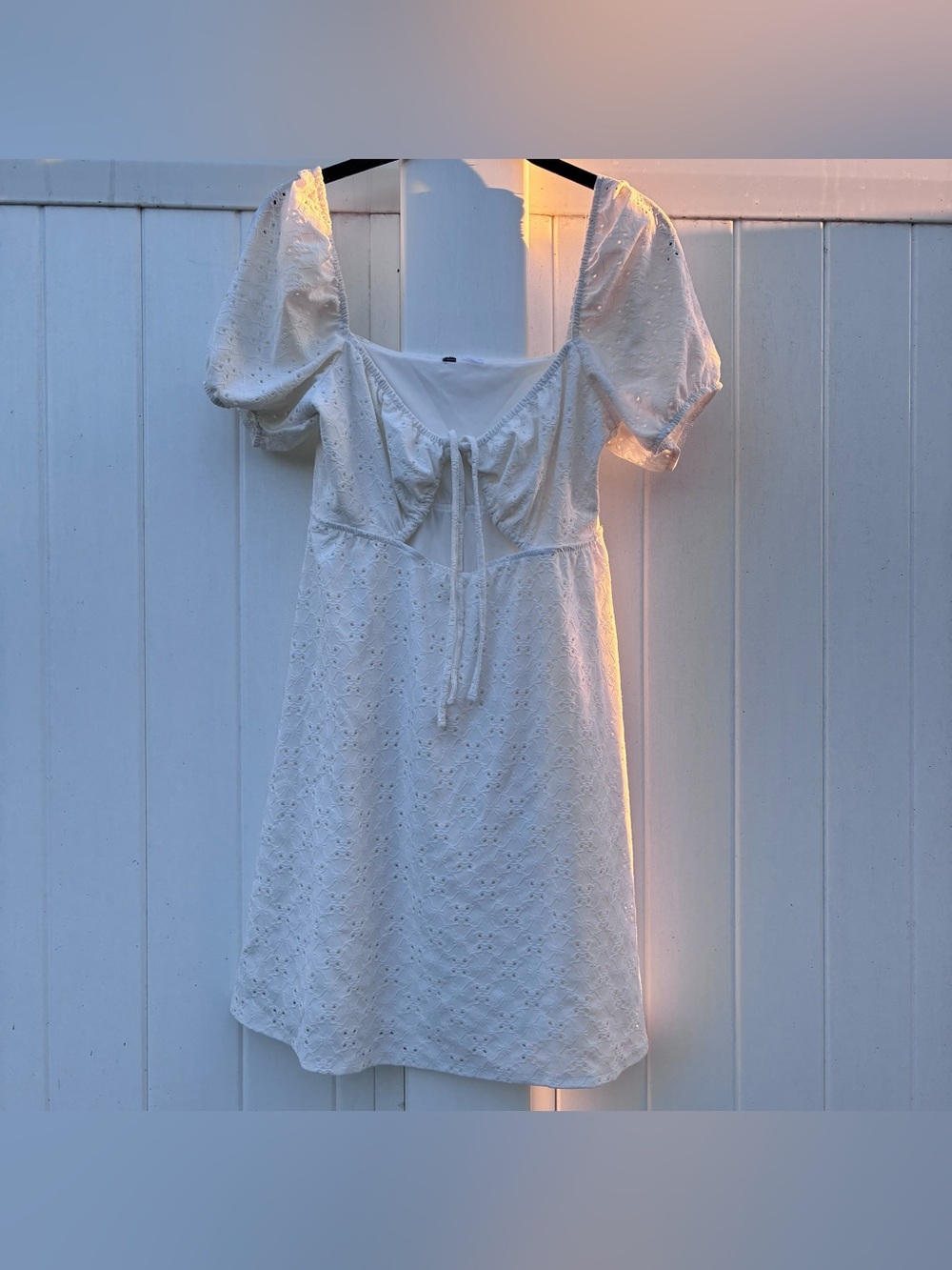 Unbranded Women’s White Eyelet Puff Sleeve Tie Front Lined Mini Dress Sz S